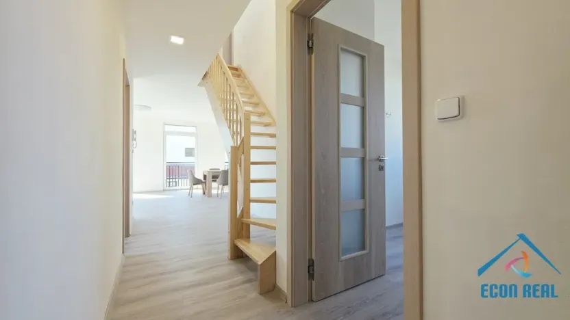 Pronájem bytu 4+kk, Herink, U Kovárny, 165 m2