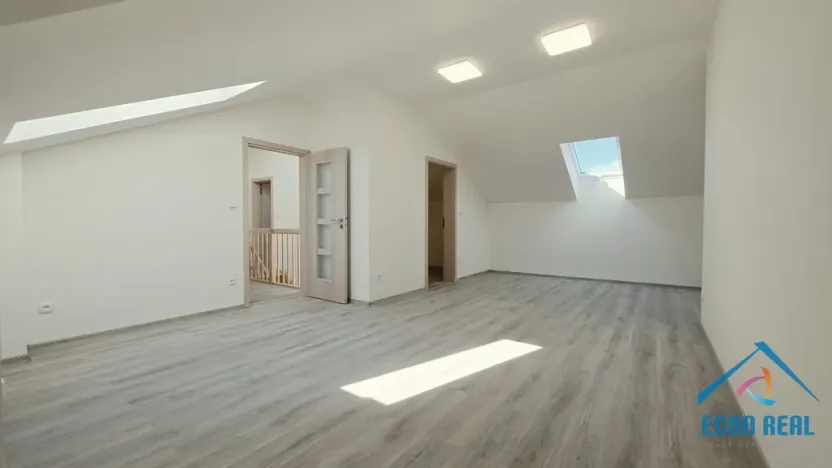 Pronájem bytu 4+kk, Herink, U Kovárny, 165 m2