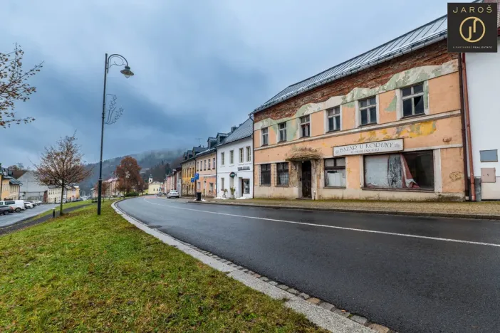 Prodej činžovního domu, Jáchymov, náměstí Republiky, 489 m2