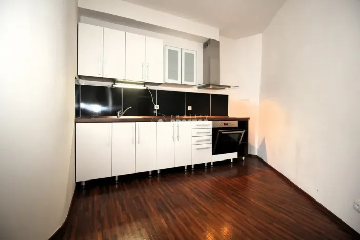 Pronájem bytu 1+kk, Mělník, náměstí Míru, 42 m2