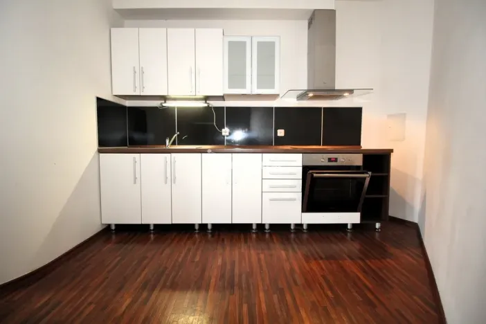 Pronájem bytu 1+kk, Mělník, náměstí Míru, 42 m2