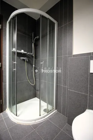 Pronájem bytu 1+kk, Mělník, náměstí Míru, 42 m2