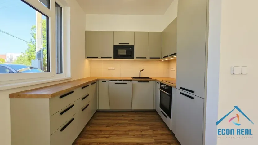 Pronájem obchodního prostoru, Herink, U Kovárny, 92 m2