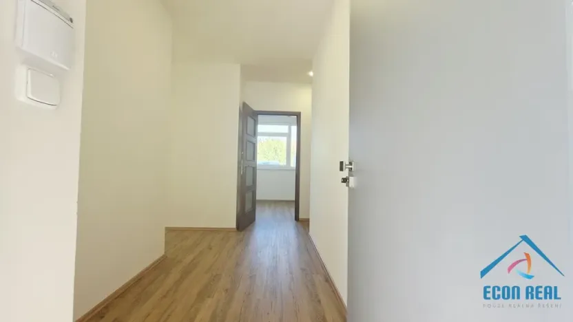 Pronájem obchodního prostoru, Herink, U Kovárny, 92 m2