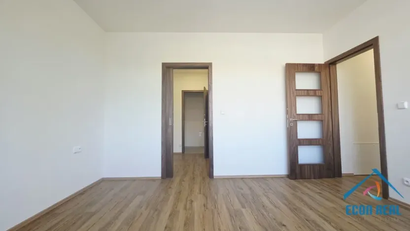 Pronájem obchodního prostoru, Herink, U Kovárny, 92 m2