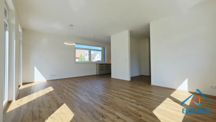 Pronájem obchodního prostoru, Herink, U Kovárny, 92 m2