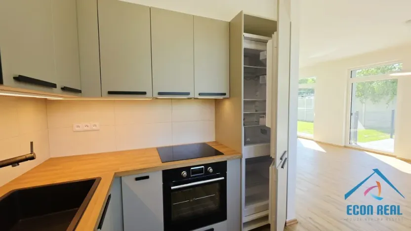 Pronájem obchodního prostoru, Herink, U Kovárny, 92 m2