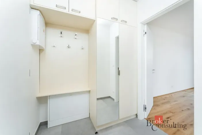 Pronájem bytu 1+kk, Praha - Chodov, K dubu, 35 m2
