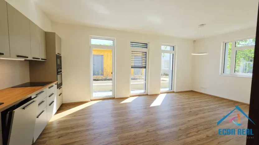 Pronájem kanceláře, Herink, U Kovárny, 55 m2