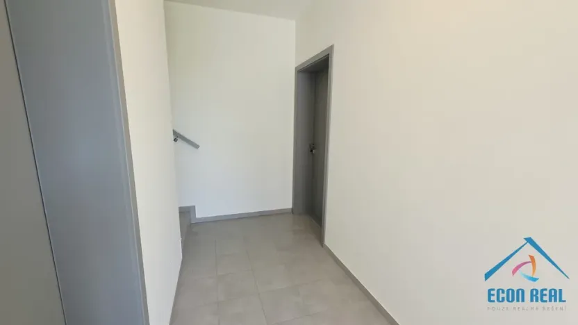 Pronájem kanceláře, Herink, U Kovárny, 55 m2