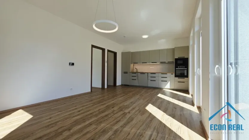 Pronájem kanceláře, Herink, U Kovárny, 55 m2