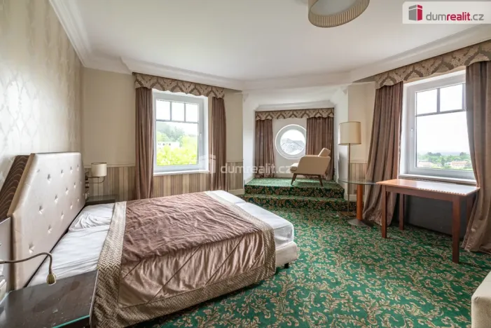 Prodej ubytování, Mariánské Lázně - Úšovice, Zeyerova, 4200 m2