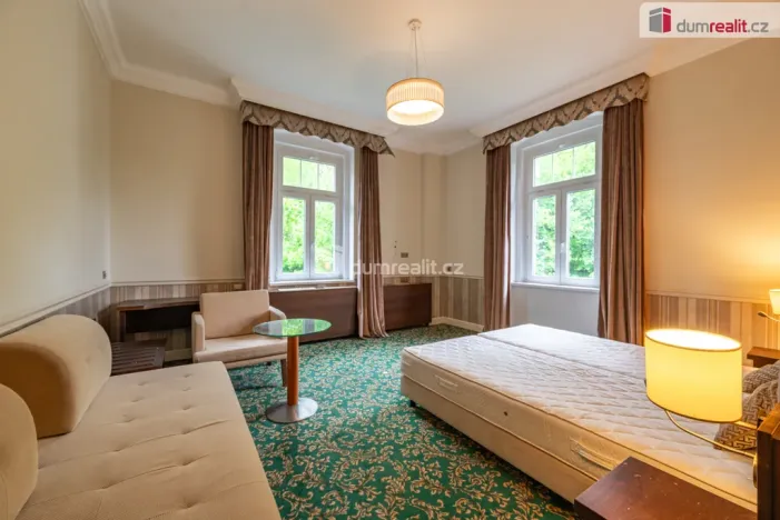 Prodej ubytování, Mariánské Lázně - Úšovice, Zeyerova, 4200 m2