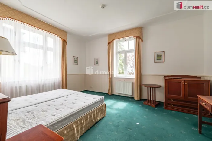 Prodej ubytování, Mariánské Lázně - Úšovice, Zeyerova, 4200 m2