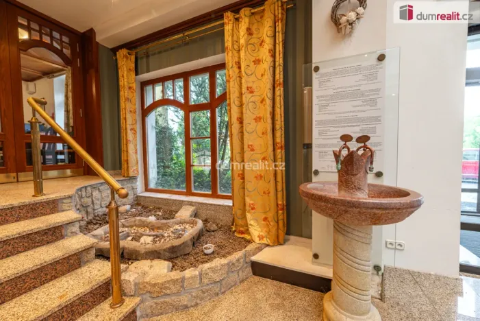 Prodej ubytování, Mariánské Lázně - Úšovice, Zeyerova, 4200 m2