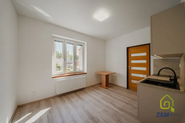 Prodej bytu 1+1, Dalovice, Májová, 30 m2