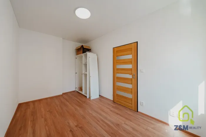 Prodej bytu 1+1, Dalovice, Májová, 30 m2