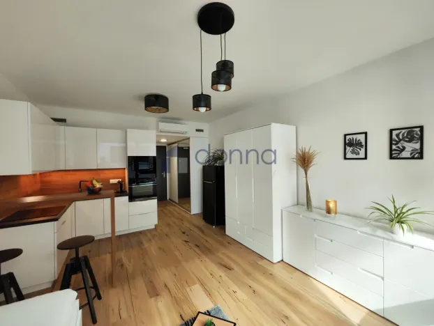 Pronájem bytu 1+kk, Praha, Sokolovská, 28 m2