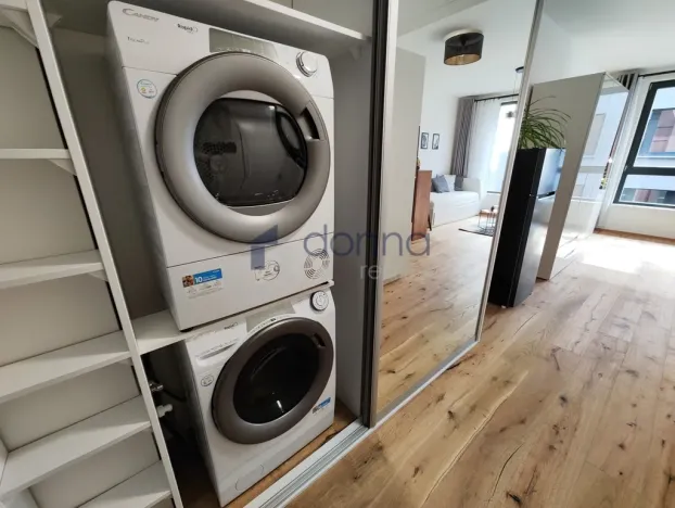 Pronájem bytu 1+kk, Praha, Sokolovská, 28 m2