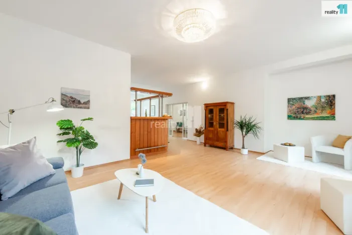 Prodej rodinného domu, Praha - Lhotka, Vzdušná, 420 m2