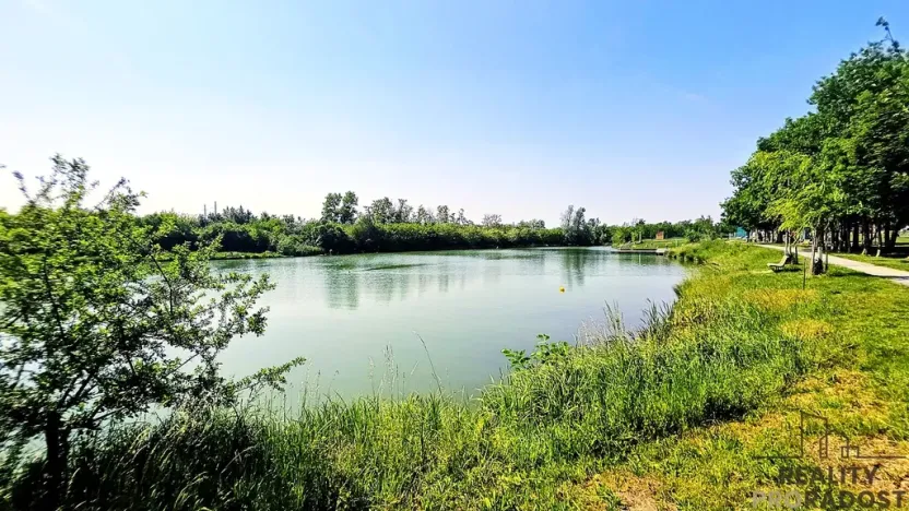 Prodej zahrady, Lužice, 621 m2