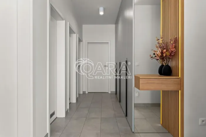 Pronájem bytu 3+kk, Praha - Karlín, Breitfeldova, 76 m2