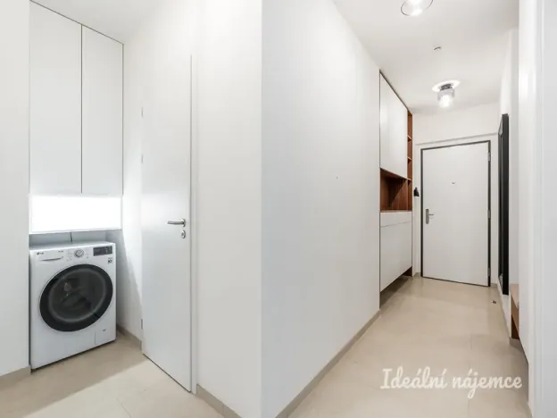 Prodej bytu 3+kk, Praha - Hlubočepy, Schránilova, 68 m2