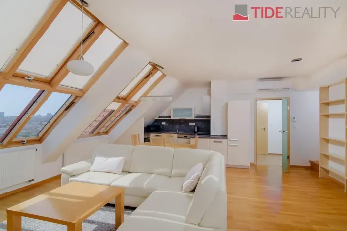 Pronájem bytu 4+kk, Praha - Vinohrady, U Havlíčkových sadů, 130 m2