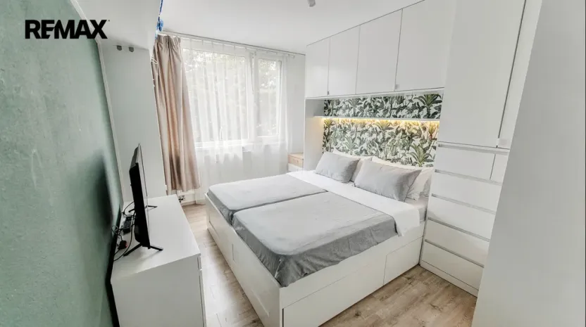 Prodej bytu 3+kk, Praha - Háje, Cyprichova, 75 m2