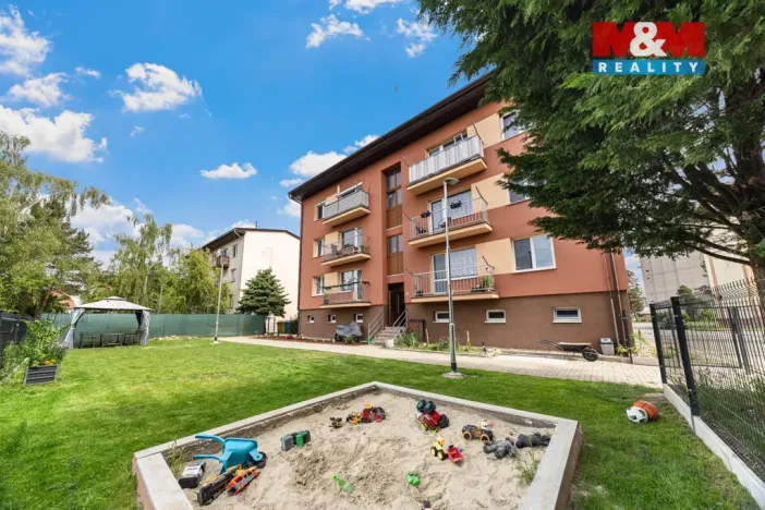 Prodej bytu 3+1, Dobroměřice, 5. května, 72 m2