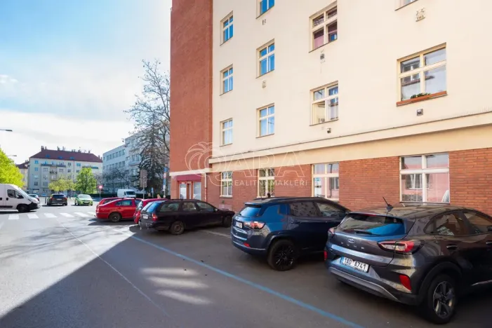 Prodej bytu 1+kk, Praha - Vinohrady, náměstí Jiřího z Lobkovic, 25 m2