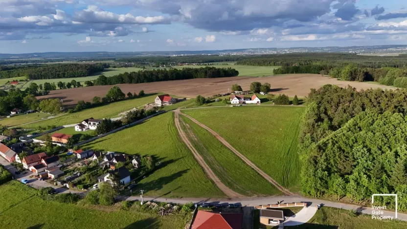 Prodej pozemku pro bydlení, Lipí, 803 m2