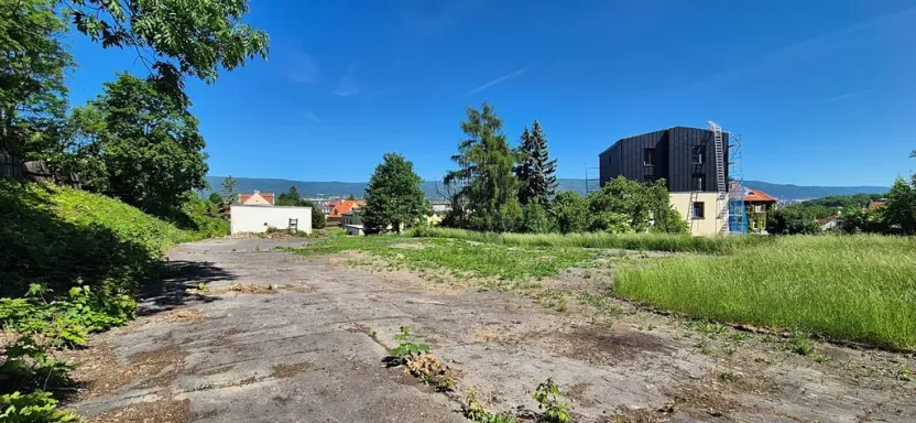 Pronájem komerčního pozemku, Teplice, Pařížská, 2500 m2