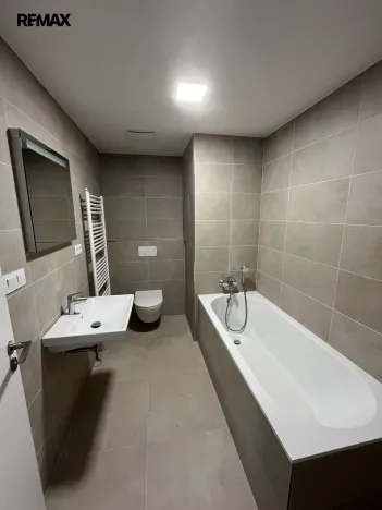 Prodej bytu 2+kk, Zlín, Tyršovo nábřeží, 71 m2