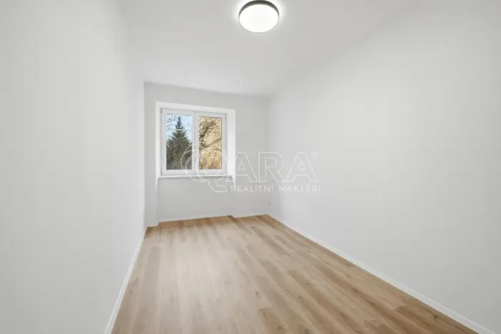 Pronájem bytu 2+kk, Praha - Vysočany, Kolbenova, 60 m2