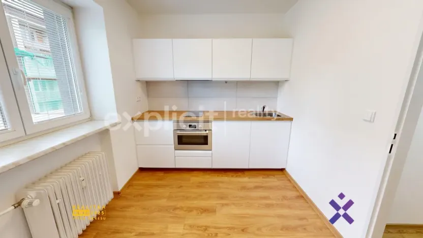 Pronájem bytu 1+1, Vsetín, Na Hrázi, 31 m2