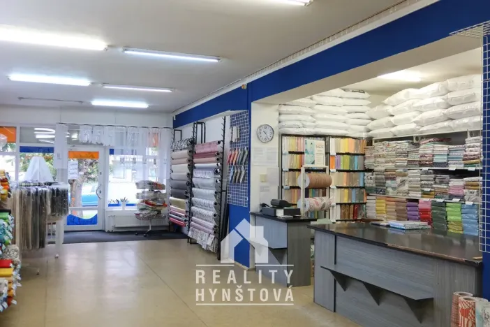 Pronájem obchodního prostoru, Blansko, Bezručova, 136 m2