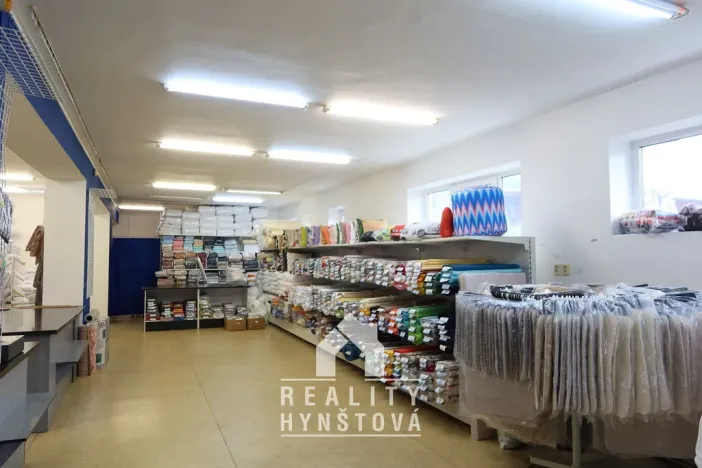 Pronájem obchodního prostoru, Blansko, Bezručova, 136 m2
