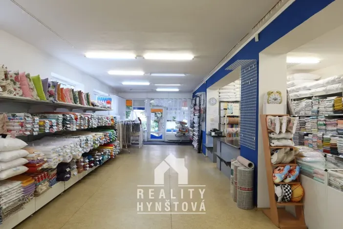 Pronájem obchodního prostoru, Blansko, Bezručova, 136 m2