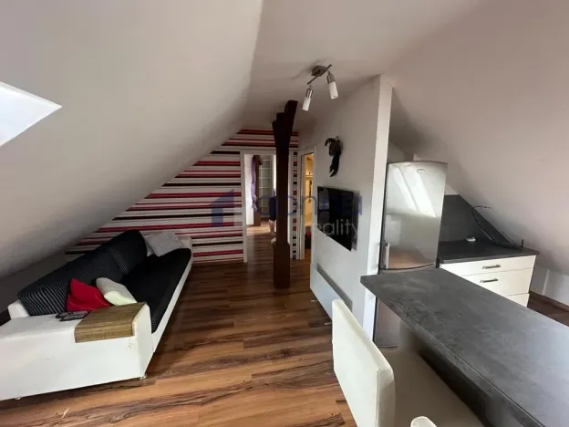 Pronájem bytu 2+kk, Praha, Hradešínská, 47 m2