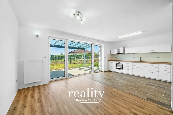 Pronájem bytu 2+kk, Jihlava, Na Nivách, 56 m2