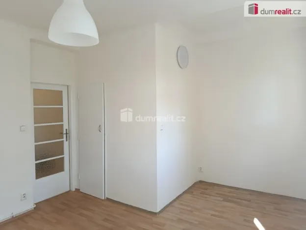 Pronájem bytu 2+kk, Praha - Bubeneč, Ve struhách, 45 m2