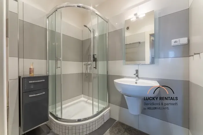 Pronájem bytu 2+kk, Praha - Staré Město, Havelská, 60 m2