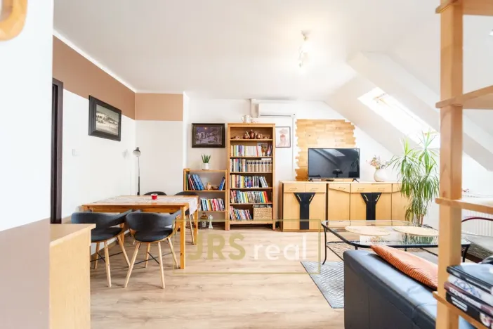 Prodej bytu 2+kk, Hodonín, 52 m2