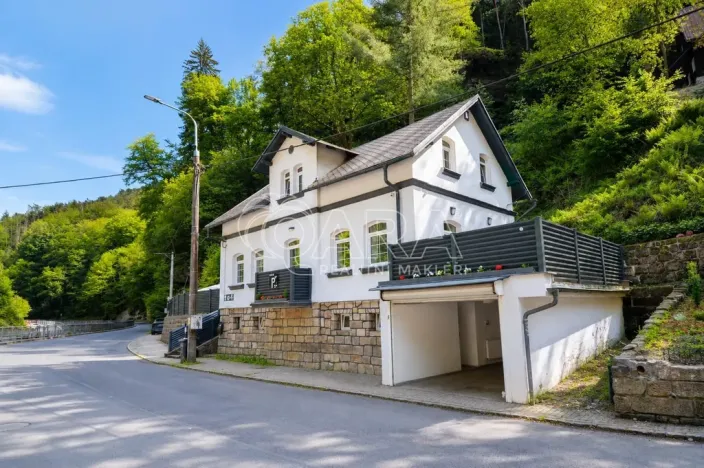 Prodej rodinného domu, Hřensko, 200 m2