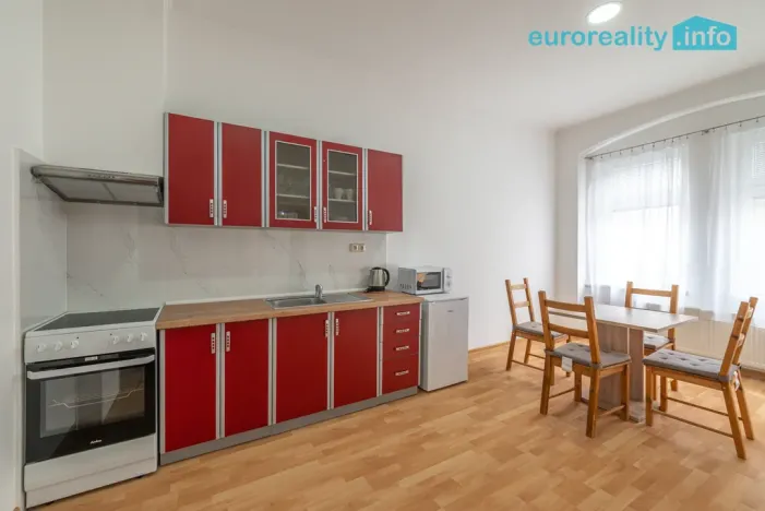 Prodej bytu 2+kk, Karlovy Vary, Moskevská, 47 m2