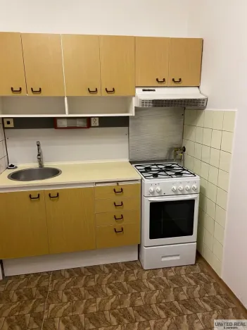 Pronájem bytu 1+1, Chrudim - Chrudim IV, Hradištní, 40 m2