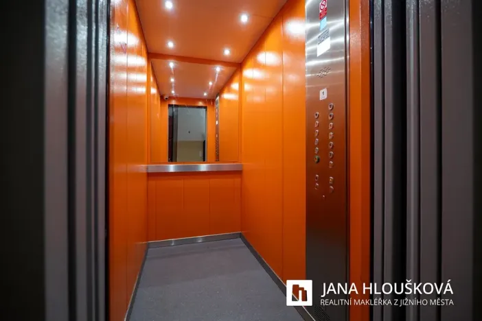 Prodej bytu 2+kk, Praha - Háje, Steinerova, 42 m2