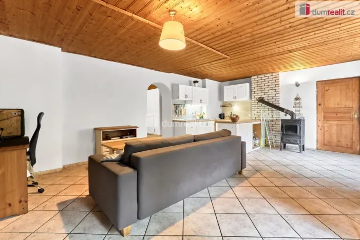 Prodej rodinného domu, Ostrov - Horní Žďár, 217 m2