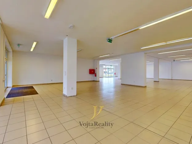 Pronájem obchodního prostoru, Uničov, Šumperská, 450 m2